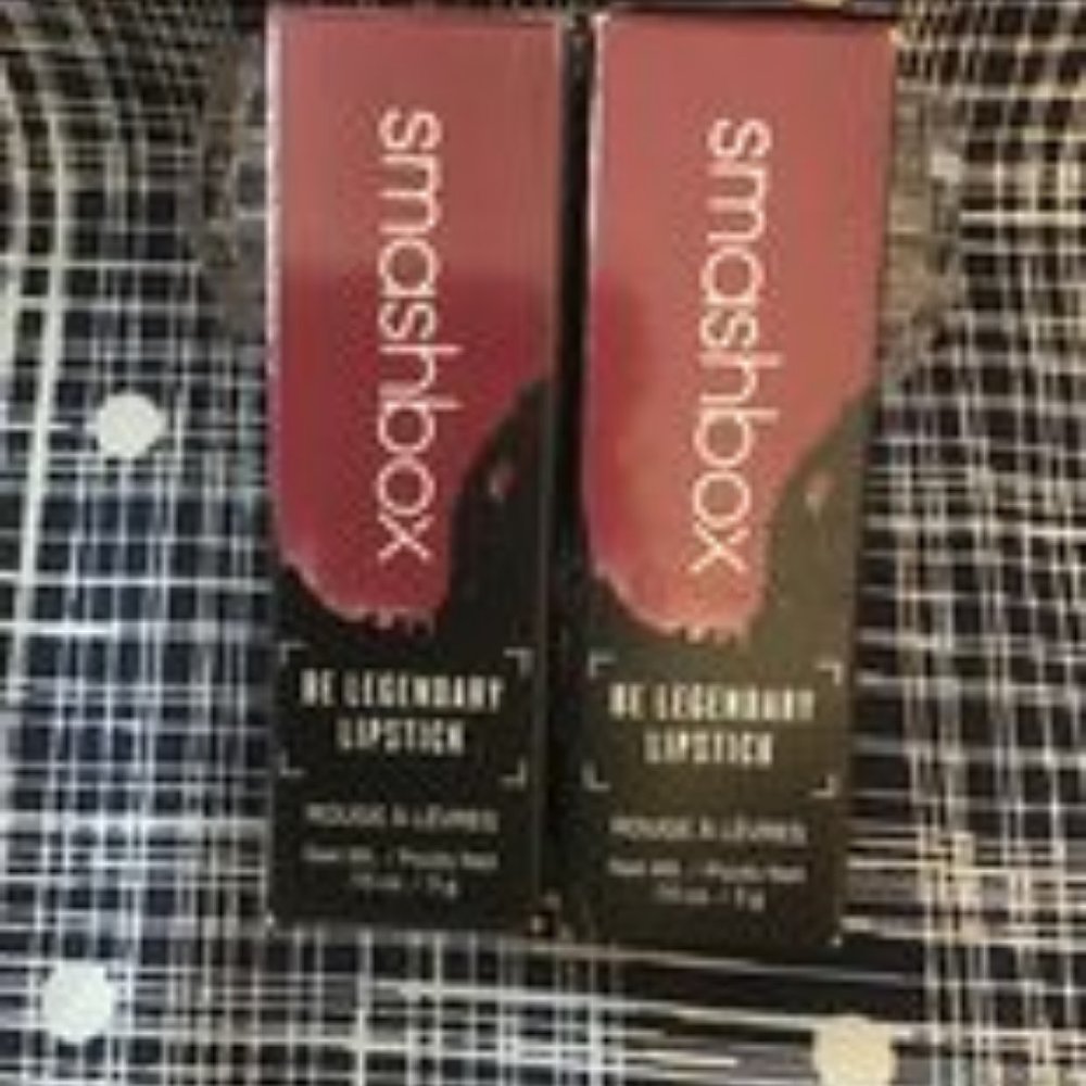 2-Smash box Be Legendary Lipstick